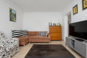 Okopowa Rodzinny Apartament z Balkonem Warszawa by Noclegi Renters